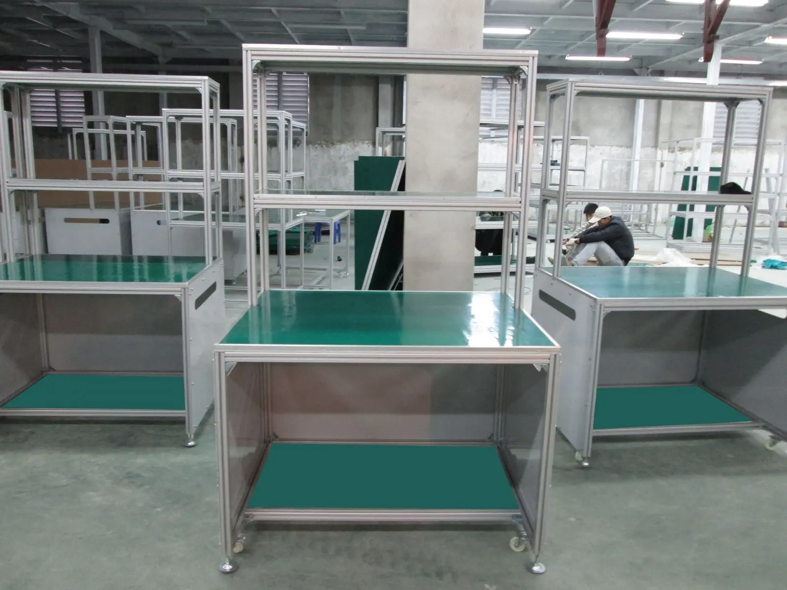 Bàn Lắp Ráp TP001